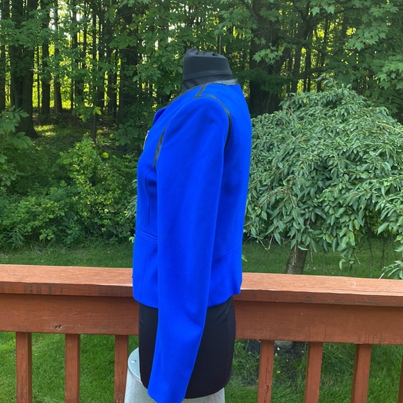 Vince Camuto blue faux leather trim, Excellent Condition, measurements below - Picture 2 of 10